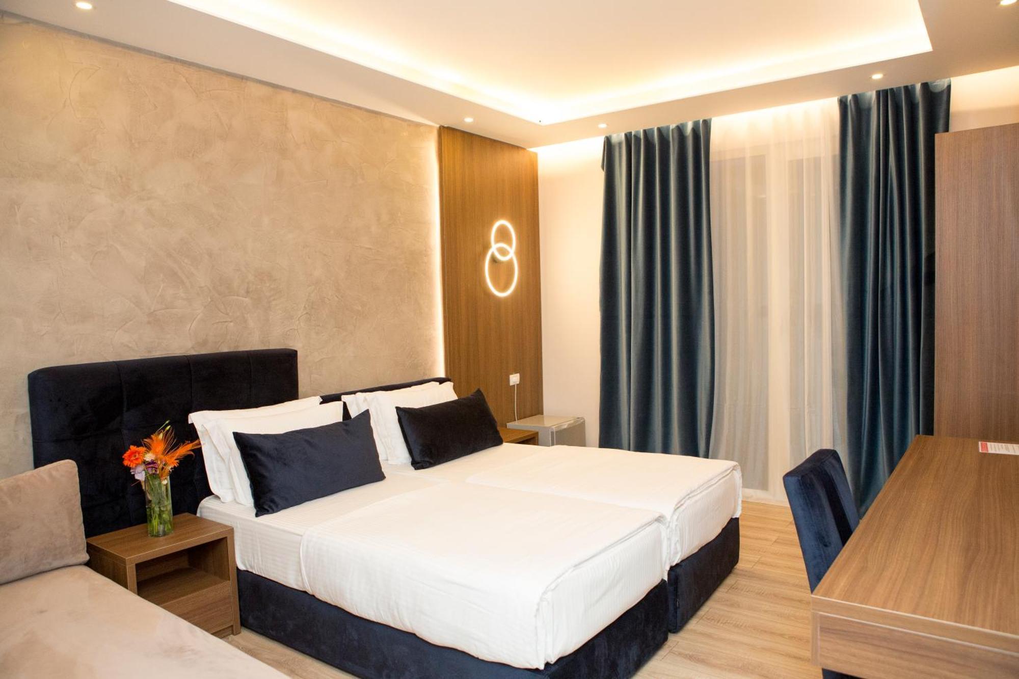 Albanian Star Hotel Kryemedhej ภายนอก รูปภาพ