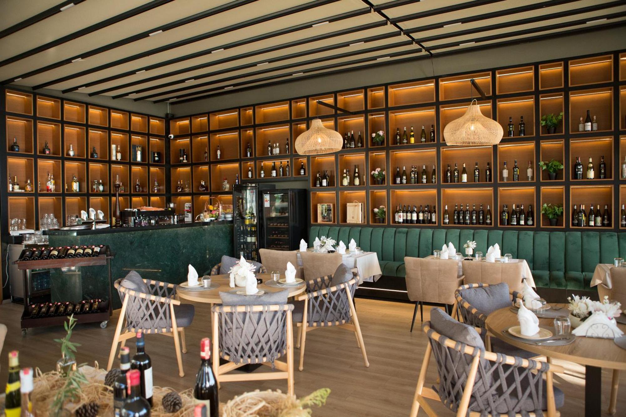 Albanian Star Hotel Kryemedhej ภายนอก รูปภาพ